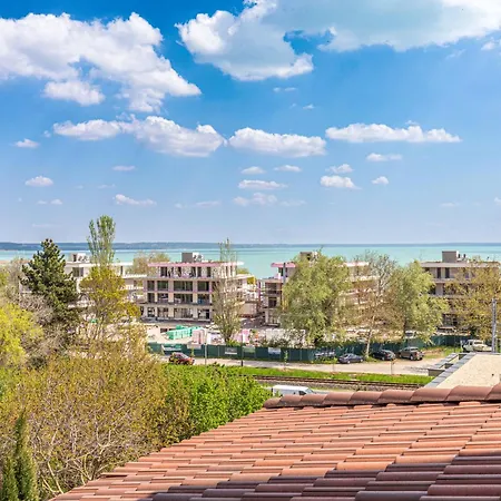 Olgi Milla * Balatonalmadi